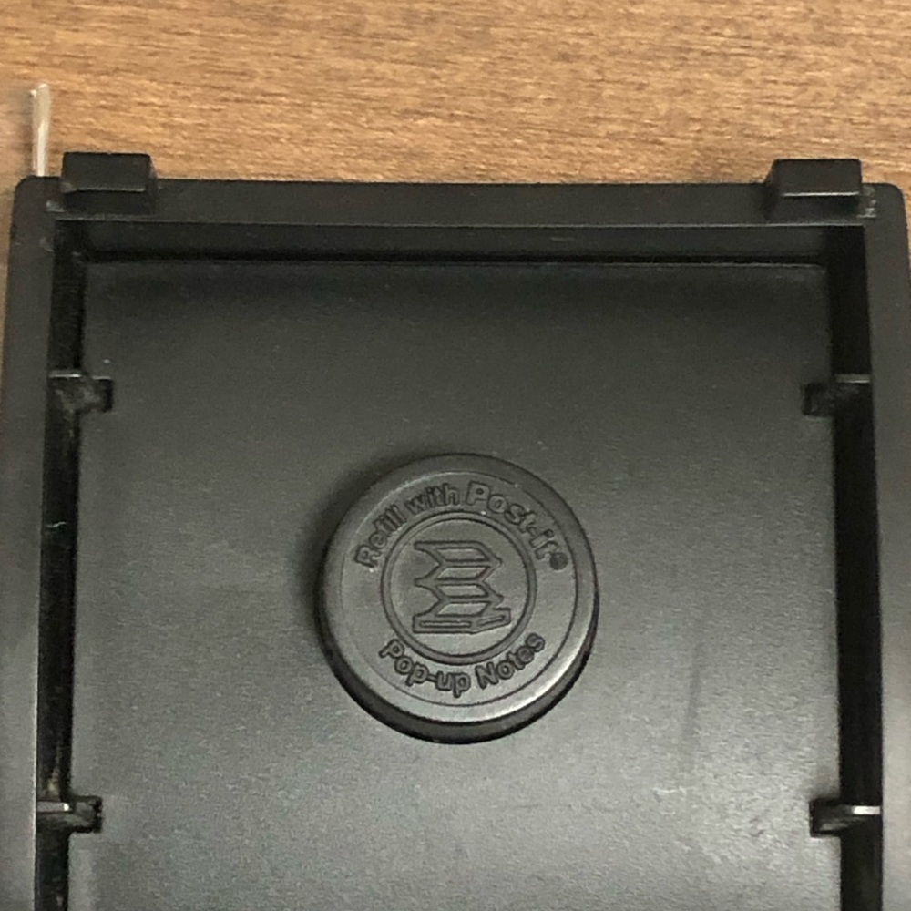 Compact Pop up Post-it Case - Picture 2 of 5